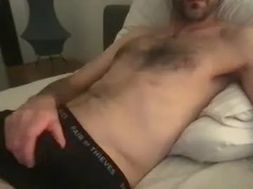 Libely – webcam model profile photo Image 15