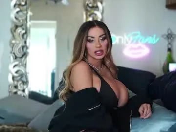 malushka1 – webcam model profile photo Image 13