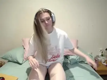 SashaVaughn – webcam model profile photo Image 11