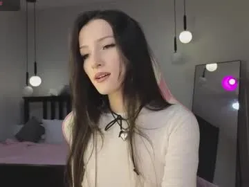 British_EmJess – webcam model profile photo Image 19