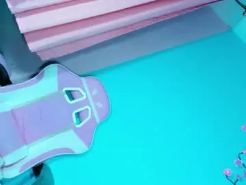 KrissyQueen – webcam model profile photo Image 9