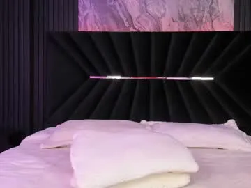 VictoriaDiamo – webcam model profile photo Image 2