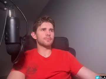 Libely – webcam model profile photo Image 6