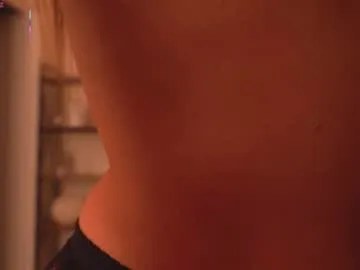 British_EmJess – webcam model profile photo Image 5