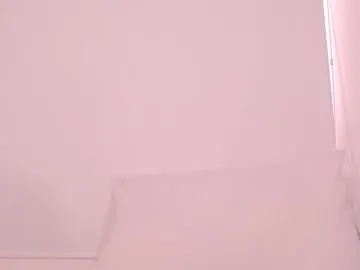 pintsizedblonde – webcam model profile photo Image 2