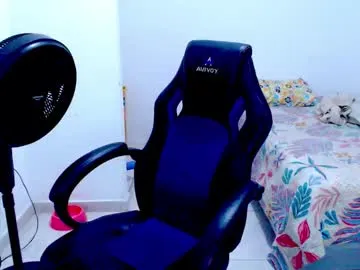 missJasmine07 – webcam model profile photo Image 14