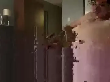 SusyBlair – webcam model profile photo Image 11