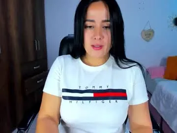 EmmaPink3 – webcam model profile photo Image 10