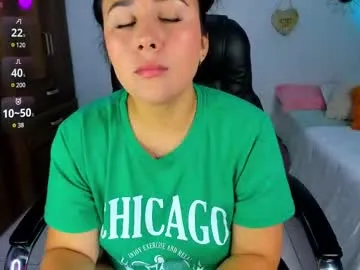 EmmaPink3 – webcam model profile photo Image 9