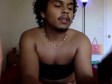 Libely – webcam model profile photo Image 2