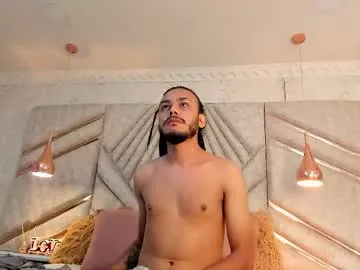 Libely – webcam model profile photo Image 4