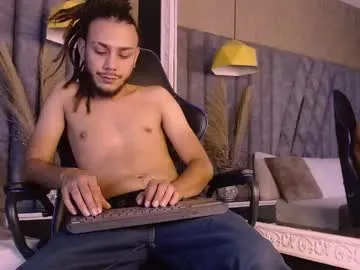 Libely – webcam model profile photo Image 5