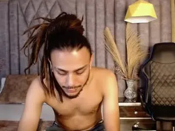 Libely – webcam model profile photo Image 6