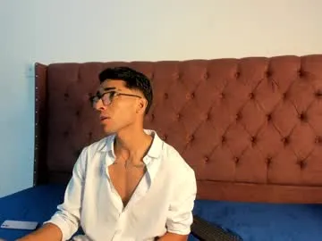 KaylinJan – webcam model profile photo Image 18