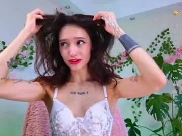 Alenushka888 – webcam model profile photo Image 6