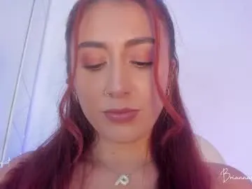 Lilye – webcam model profile photo Image 18