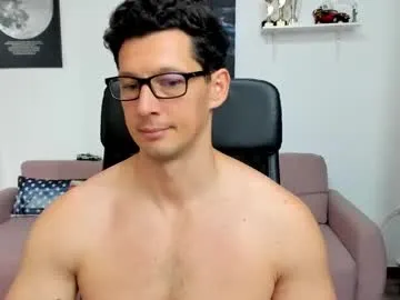 paroncho – webcam model profile photo Image 2