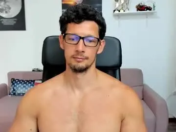 paroncho – webcam model profile photo Image 4