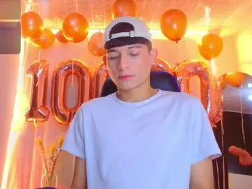 mr_freed – webcam model profile photo Image 7