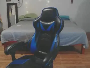 LizzieGreyX – webcam model profile photo Image 2