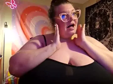 KrissyQueen – webcam model profile photo Image 6