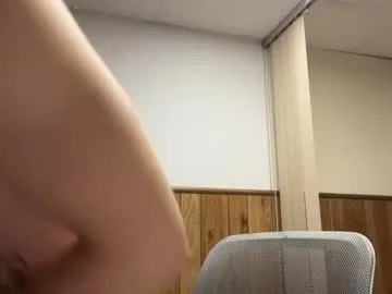 gravebabyxo – webcam model profile photo Image 12