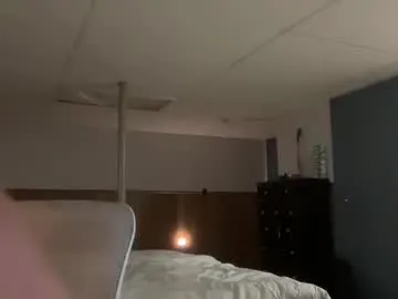 gravebabyxo – webcam model profile photo Image 2