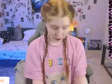 AmbeerLie – webcam model profile photo Image 4