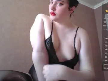 LoraDevine – webcam model profile photo Image 15