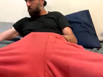 skinnyguywithbigd – webcam model profile photo Image 11