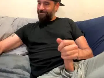 skinnyguywithbigd – webcam model profile photo Image 9