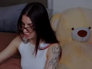 SelennaMoon – webcam model profile photo Image 7