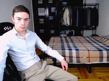 Donovan_Desmond – webcam model profile photo Image 3