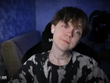 reeves_bae – webcam model profile photo Image 18