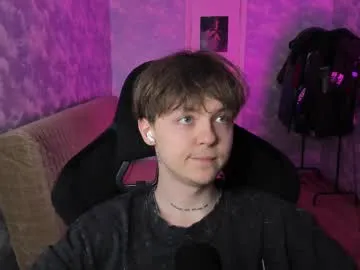 reeves_bae – webcam model profile photo Image 3