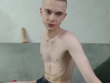 Libely – webcam model profile photo Image 5