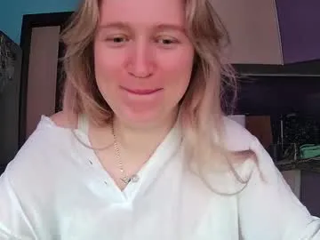 Ju--lia – webcam model profile photo Image 4