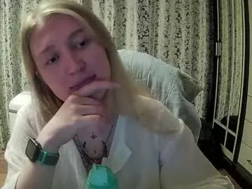 Ju--lia – webcam model profile photo Image 5