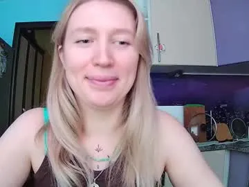 Ju--lia – webcam model profile photo Image 6