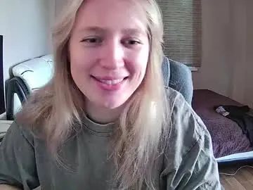 Ju--lia – webcam model profile photo Image 7