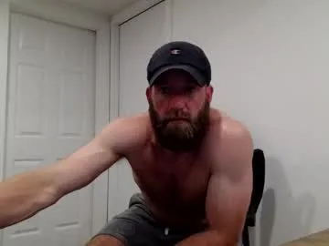 UKRaunchyRobyn – webcam model profile photo Image 12