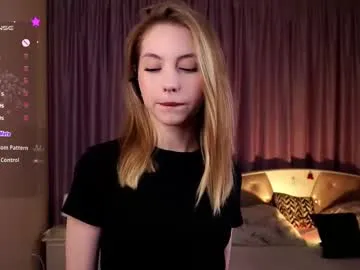 Scarlettsteelexo – webcam model profile photo Image 2