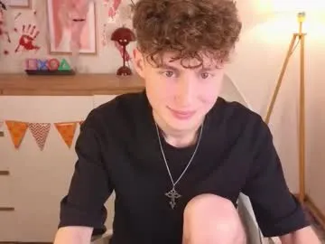 UKRaunchyRobyn – webcam model profile photo Image 4