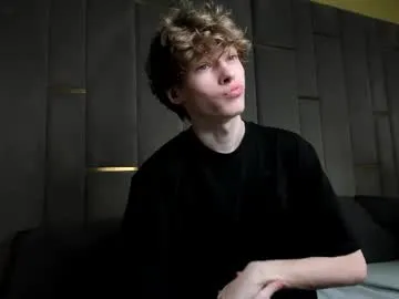 badnightwolf – webcam model profile photo Image 5