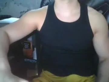 strangeguys – webcam model profile photo Image 10