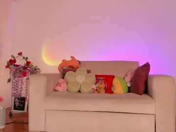 Kris-76 – webcam model profile photo Image 16