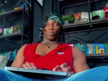 XTTX49 – webcam model profile photo Image 10