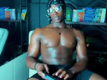 XTTX49 – webcam model profile photo Image 6