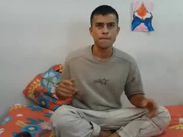 KateDivineUK – webcam model profile photo Image 12