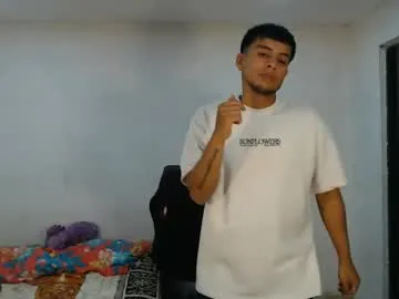 KateDivineUK – webcam model profile photo Image 19